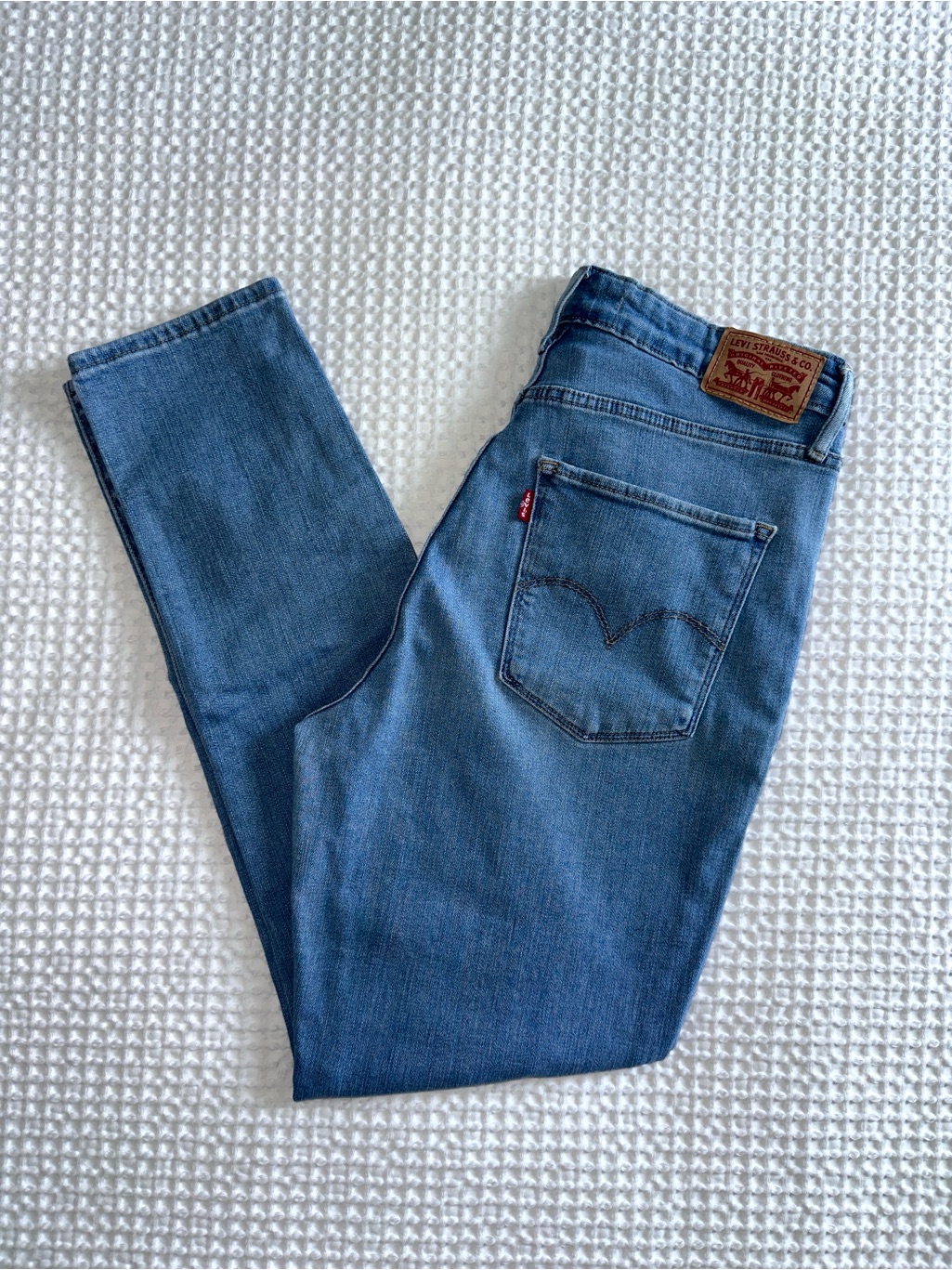 Levi’s 721 Light Blue High-Rise Skinny Jeans, 31